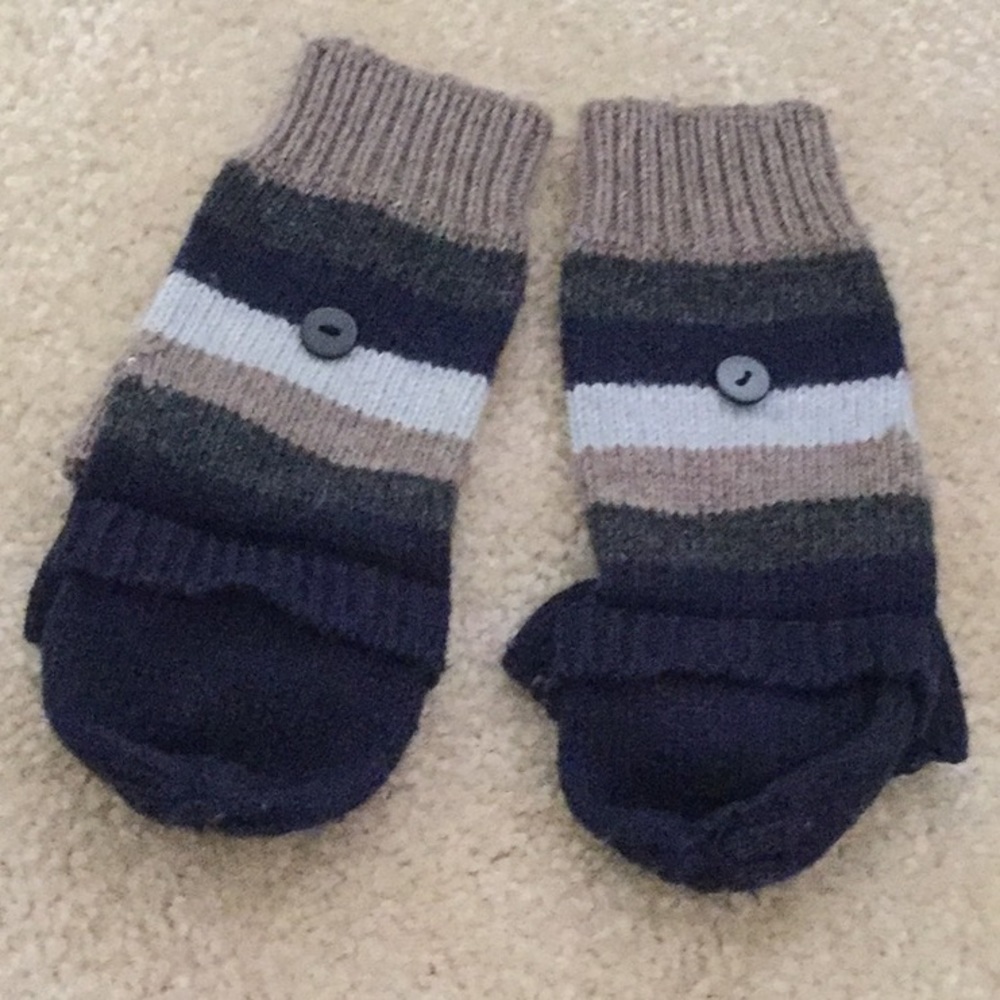 Texting Knit Gloves.